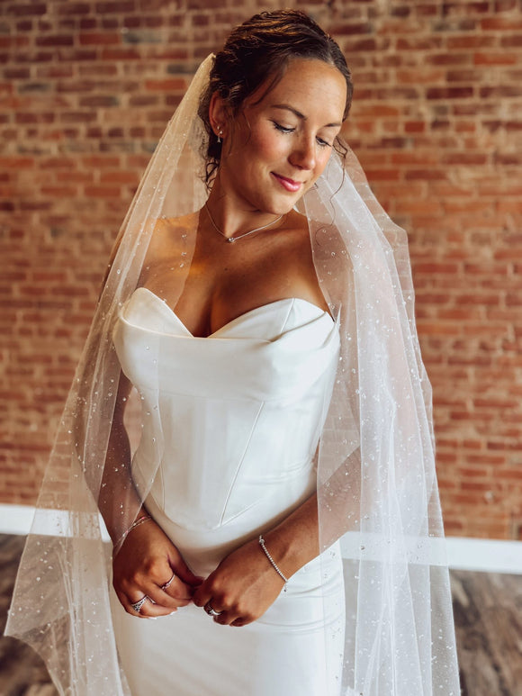 Raindrop Waltz Veil